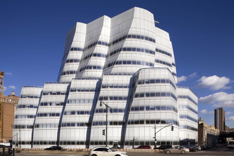 SAILING THE HUDSON: Frank Gehry's design for IAC headquarters in West Chelsea was inspired by sailboats. (Albert Vercerka/ESTO Photographics) SAILING THE HUDSON: Frank Gehry's design for IAC headquarters in West Chelsea was inspired by sailboats. (Albert Vercerka/ESTO Photographics)