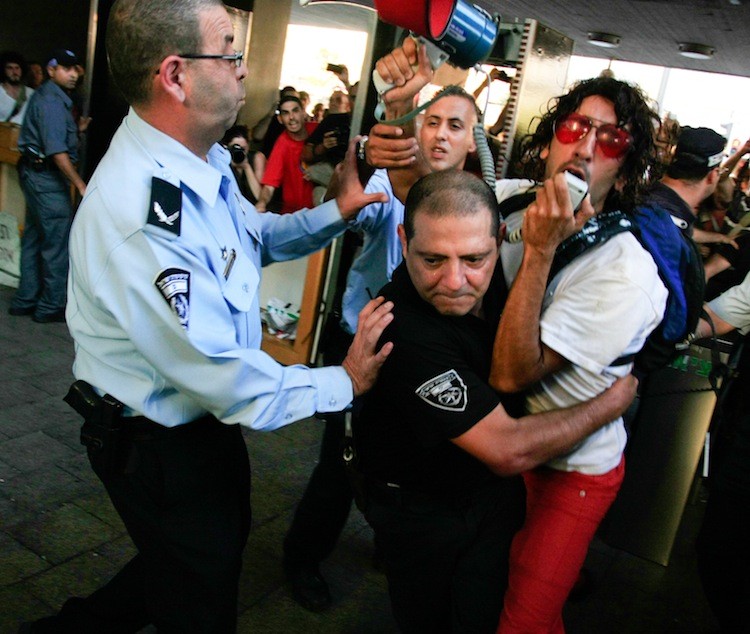 Demonstrators And Police Clash At Tel Aviv City Hall