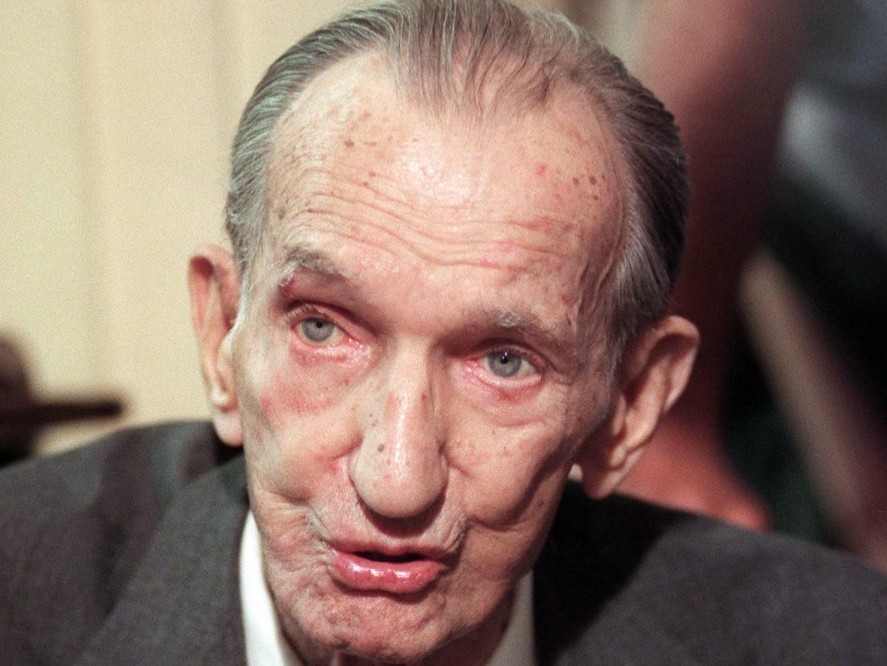 Polish World War II resistance fighter and scholar Jan Karski in Warsaw May 17, 2000. Karski tried as early as 1943 to alert Western Allies to the situation in German-occupied Poland, especially the destruction of the Warsaw Ghetto and the extermination camps. (Tomasz Gzell/AFP/Getty Images) Epoch Times Photo