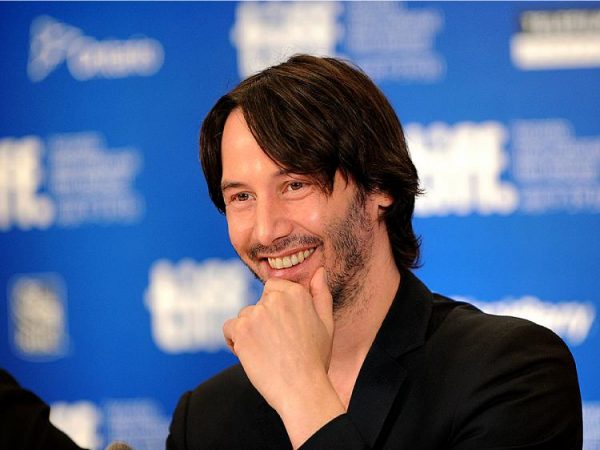 Keanu Reeves speaks at a 'Henry's Crime' press conference