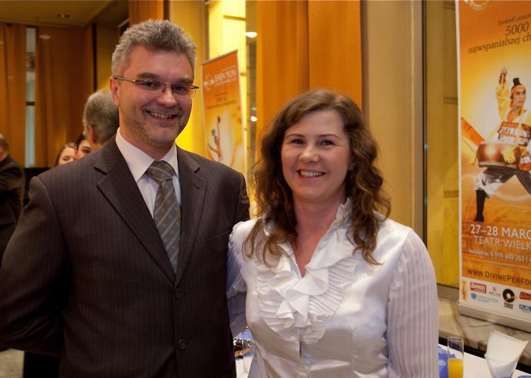 Mr. and Ms. Lizak at the VIP-reception after the Shen Yun show in Lodz, Poland (Jason Wang/The Epoch Times) Mr. and Ms. Lizak at the VIP-reception after the Shen Yun show in Lodz, Poland (Jason Wang/The Epoch Times)