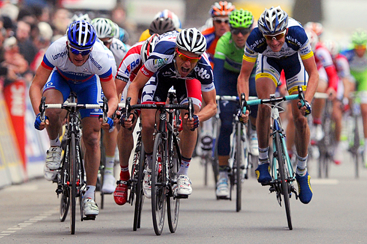 Belgium Gianni Meersman (c) sprints on h Gianni Meersman (C) sprints to victory in Stage Four of the Paris-Nice cycling race. (Pascal Pavani/AFP/Getty Images)
