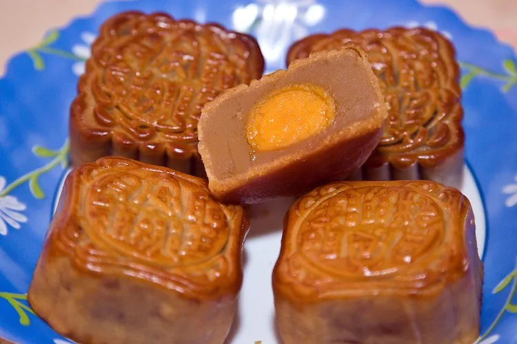 Cantonese style mooncakes enjoyed on Mid-autumn Festival which falls on Aug. 15, on the lunar calendar (Jason Wang/The Epoch Times)