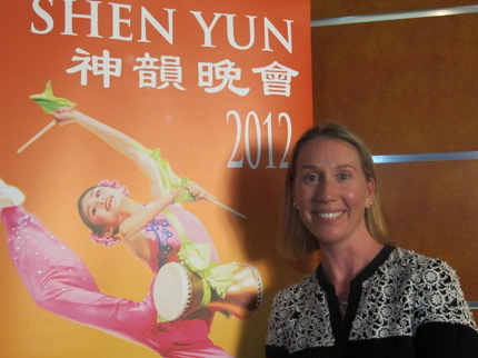 NTD_6_dance Samantha Simpson attends Shen Yun