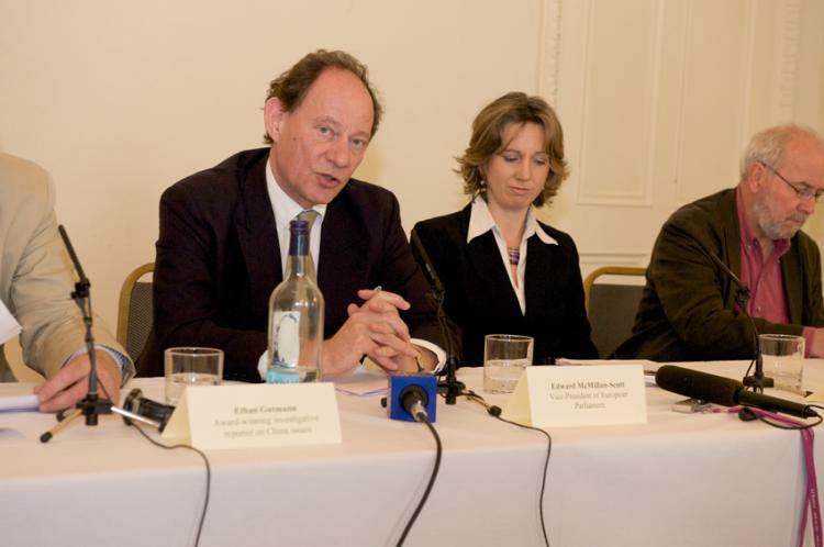INVESTIGATION: Edward McMillan-Scott, Vice-President of the European Parliament and MEP for Yorkshire and the Humber, speaking at a press conference in London on Tuesday 28 April 2009 (Edward Stephen / The Epoch Times) INVESTIGATION: Edward McMillan-Scott, Vice-President of the European Parliament and MEP for Yorkshire and the Humber, speaking at a press conference in London on Tuesday 28 April 2009 (Edward Stephen / The Epoch Times)