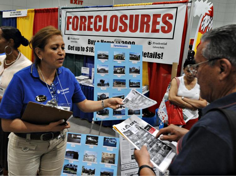 Experts Warn Private Real Estate Deals Offer Low-Income Homebuyers False Hope