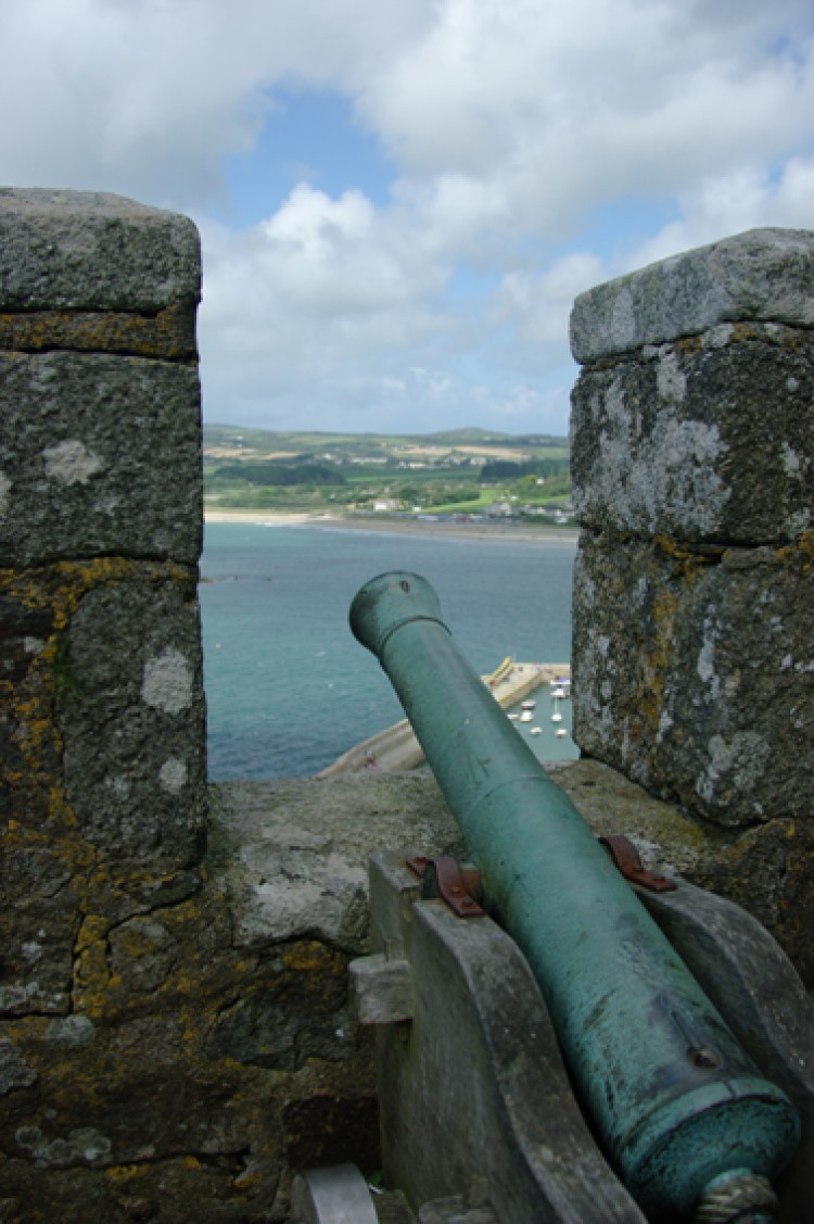 A cannon from a French frigate, wrecked during the Napoleonic wars. (Trevor Piper/Epoch Times) A cannon from a French frigate, wrecked during the Napoleonic wars. (Trevor Piper/Epoch Times)