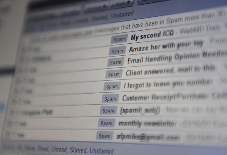 A computer screen inbox displaying unsolicited emails known as 'spam' in Hong Kong on March 20, 2009. (Mike Clarke/AFP/Getty Images) computer screen inbox displaying unsol Epoch Times Photo