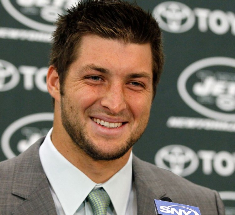 New York Jets Introduce Tim Tebow Epoch Times Photo