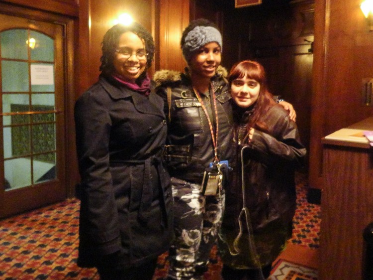 ThreeFriends_Edited Friends Jakkeea (L-R), Briana and Gabi took in Shen Yun