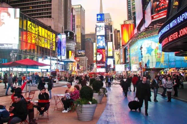 chasteen_112811_TimesSqaure_1011 Epoch Times Photo