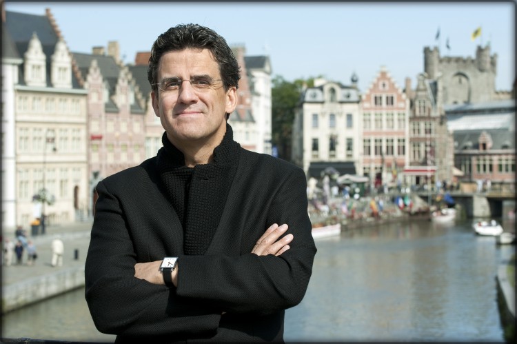 Famed European Conductor Dirk Brosse) Epoch Times Photo