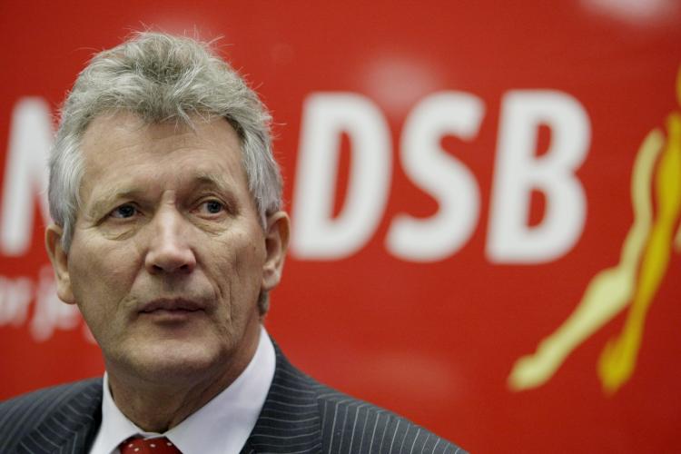 Chief executive officer (CEO) of DSB bank Dirk Scheringa prepares to address a press conference at the DSB headquarters in Wognum on October 19, 2009. (Rick Nederstigt/AFP/Getty Images) Chief executive officer (CEO) of DSB bank Dirk Scheringa prepares to address a press conference at the DSB headquarters in Wognum on October 19, 2009. (Rick Nederstigt/AFP/Getty Images)
