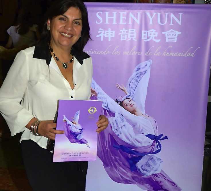 FatimaPardo attended Shen Yun Performing Arts