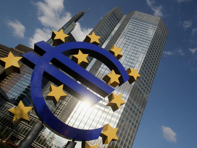 A huge euro logo stands in front of the headquarters of the European Central Bank (ECB) on April 9, 2009 in Frankfurt am Main, Germany. (Ralph Orlowski/Getty Images) A huge euro logo stands in front of the headquarters of the European Central Bank (ECB) on April 9, 2009 in Frankfurt am Main, Germany. (Ralph Orlowski/Getty Images)