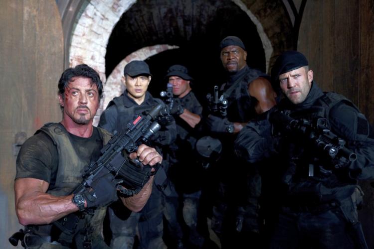 L-R)Barney Ross (Sylvester Stallone), Ying Yang (Jet Li), Toll Road (Randy Couture), Hale Caesar (Terry Crews) and Lee Christmas (Jason Statham) in 'The Expendables.' (Karen Ballard/Lionsgate)