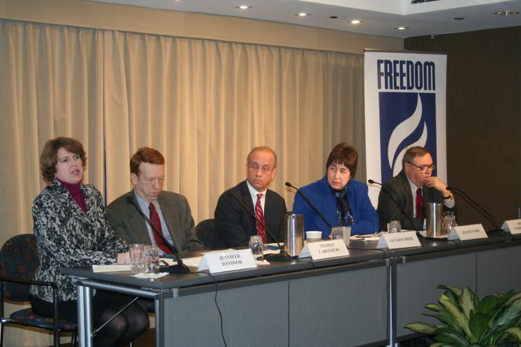 A panel of experts on social and political changes in the world comment Jan. 12 on Freedom House's annual report, 'Freedom in the World 2010.' From left to right: Jennifer Windsor, executive director of Freedom House; Thomas Carothers, Carnegie Endowmen (Gary Feuerberg/The Epoch Times) A panel of experts on social and political changes in the world comment Jan. 12 on Freedom House's annual report, 'Freedom in the World 2010.' From left to right: Jennifer Windsor, executive director of Freedom House; Thomas Carothers, Carnegie Endowmen (Gary Feuerberg/The Epoch Times)
