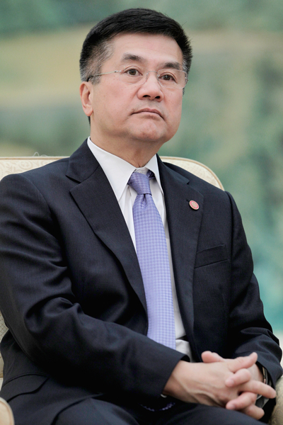 U.S. Vice President Meets China's National People's Congress Chairman Wu Bangguo U.S. Ambassador Gary Locke.