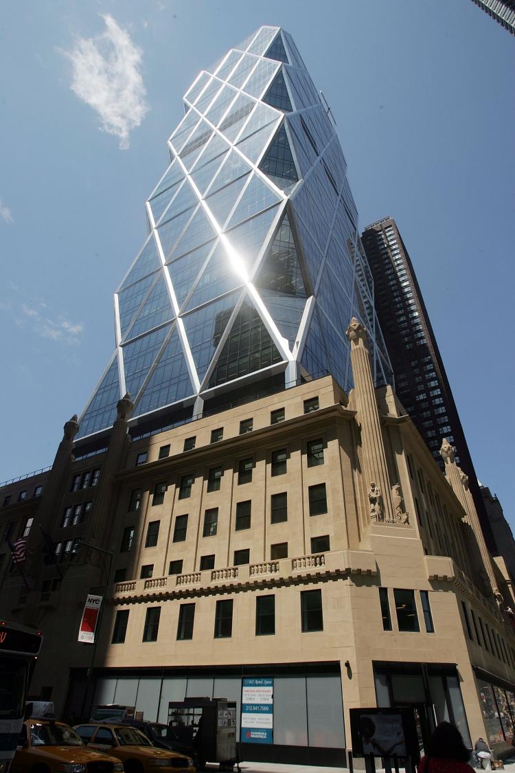 SILVER AND GREEN: The Hearst Tower in 2006. The building is rated Silver in the Leadership in Energy and Environmental Design award system, below Gold and Platinum. (Mario Tama/Getty Images) SILVER AND GREEN: The Hearst Tower in 2006. The building is rated Silver in the Leadership in Energy and Environmental Design award system, below Gold and Platinum. (Mario Tama/Getty Images)
