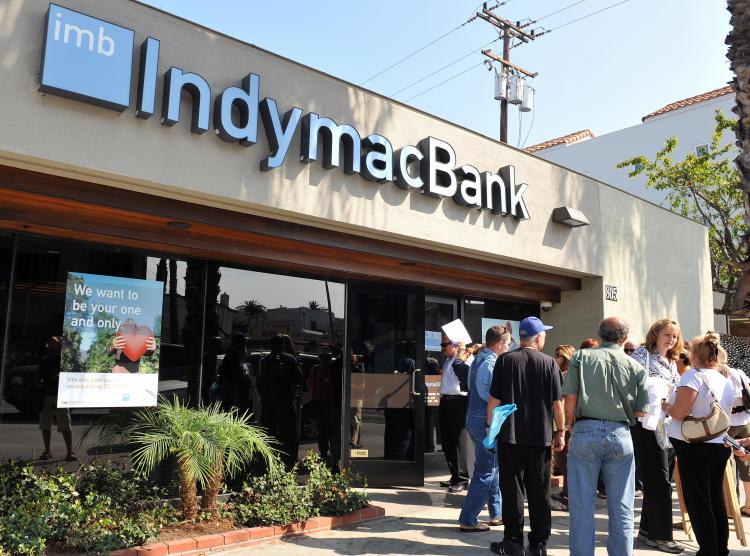 Customers line up in front of an IndyMac Bank branch in Santa Monica, California, on July 14, 2008. (GABRIEL BOUYS/AFP/Getty Images) Customers line up in front of an IndyMac Bank branch in Santa Monica, California, on July 14, 2008. (GABRIEL BOUYS/AFP/Getty Images)