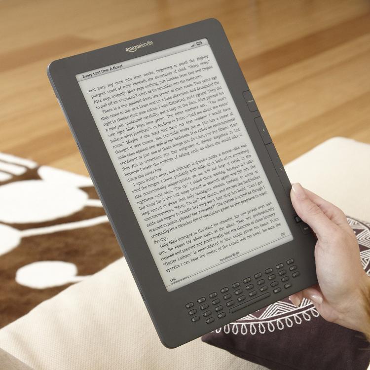 Amazon Kindle DX file photo. Amazon.com and Apple are facing a probe into their sales practices for ebooks. (Courtesy Amazon.com) Amazon Kindle DX file photo. Amazon.com and Apple are facing a probe into their sales practices for ebooks. (Courtesy Amazon.com)