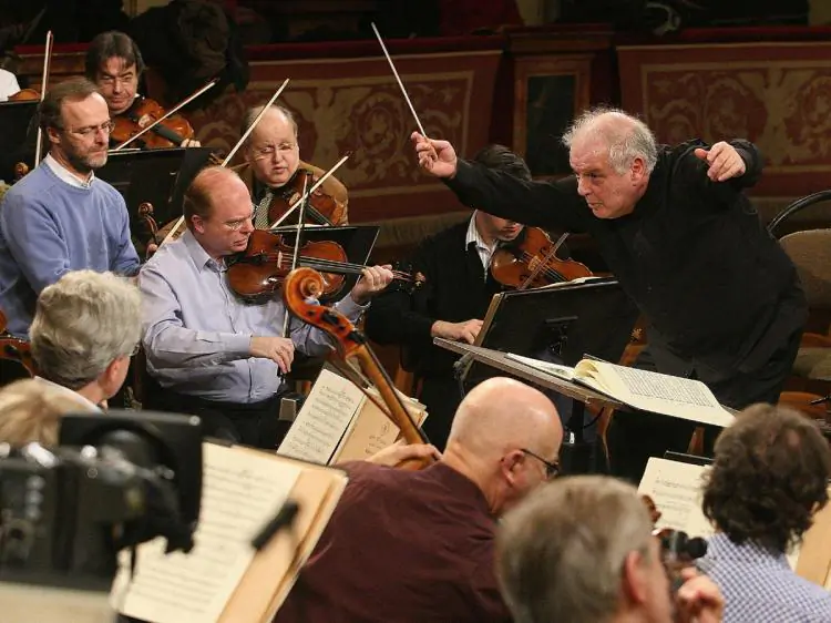 Conductor Daniel Barenboim rehearses with the Vienna Philharmonic Orchestra in preparation for the New Year's Concert in Vienna on Dec. 28, 2008. (Dieter Nagl/AFP/Getty Images)