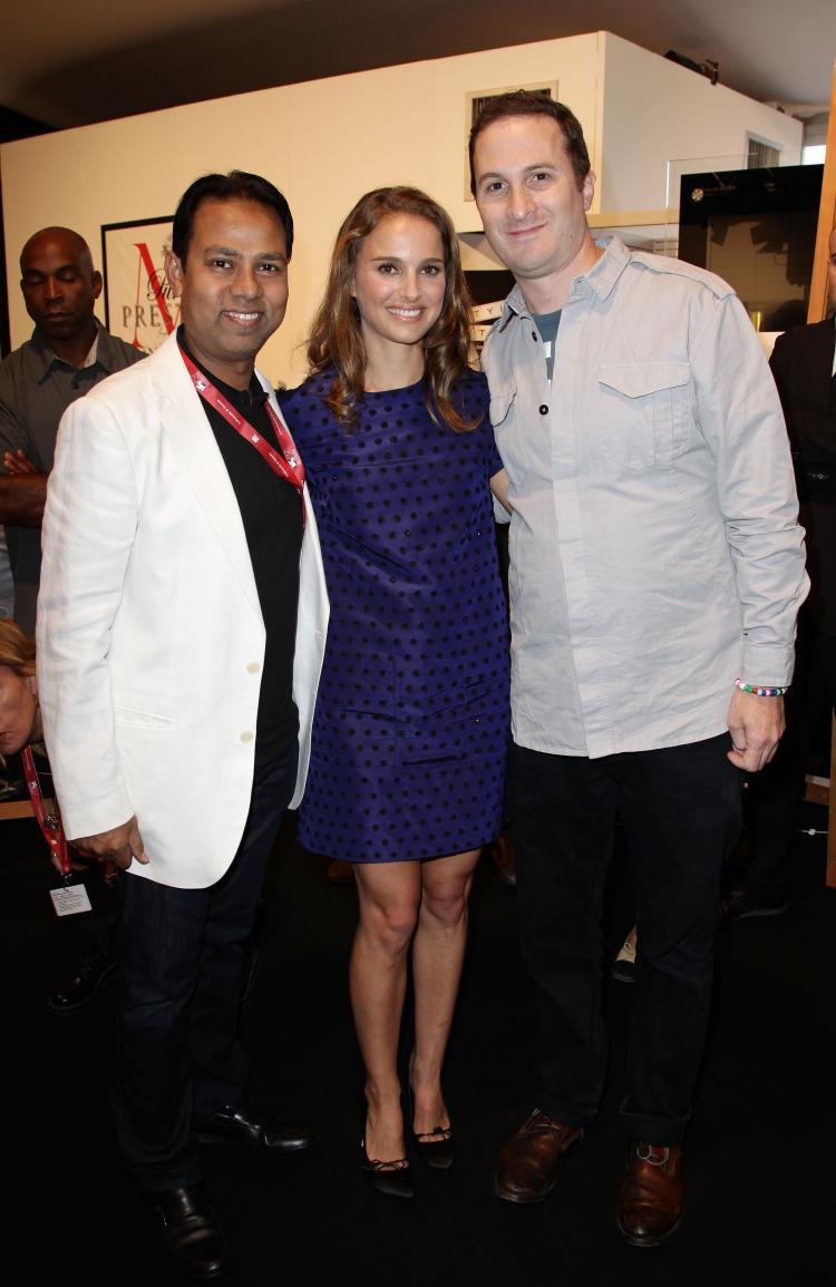 Natalie Portman (C) Director Darren Aronofski (R), and Munawar Hosain (L), attend the Hollywood Foreign Press Asscociation Cocktail Party during the 67th Venice Film Festival at Style Lounge on September 2, 2010 in Venice, Italy. ( Andreas Rentz/Getty Images) Natalie Portman (C) Director Darren Aronofski (R), and Munawar Hosain (L), attend the Hollywood Foreign Press Asscociation Cocktail Party during the 67th Venice Film Festival at Style Lounge on September 2, 2010 in Venice, Italy. ( Andreas Rentz/Getty Images)