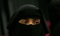 Woman Wearing Muslim Garb Set on Fire in Manhattan: Reports