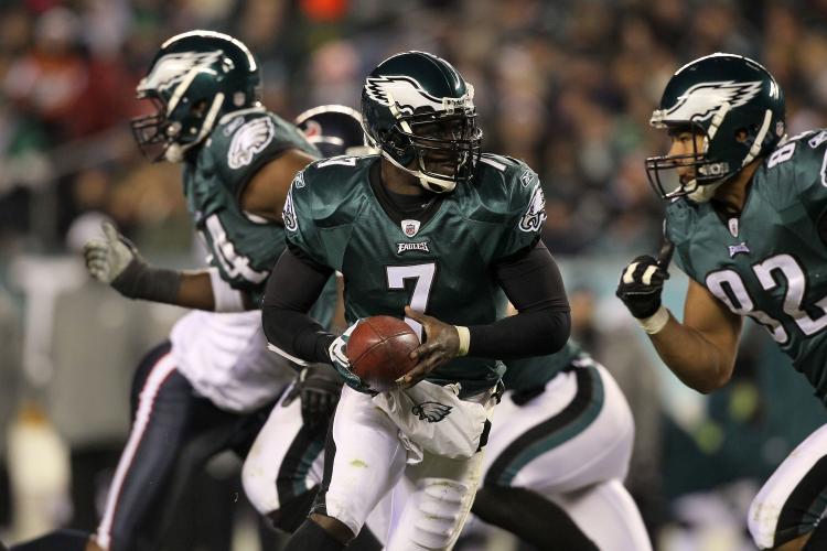 Michael Vick #7 of the Philadelphia Eagles must guard his team against complacency if they are to beat the resurgent Cowboys in Arlington. (Jim McIsaac/Getty Images) Michael Vick #7 of the Philadelphia Eagles must guard his team against complacency if they are to beat the resurgent Cowboys in Arlington. (Jim McIsaac/Getty Images)