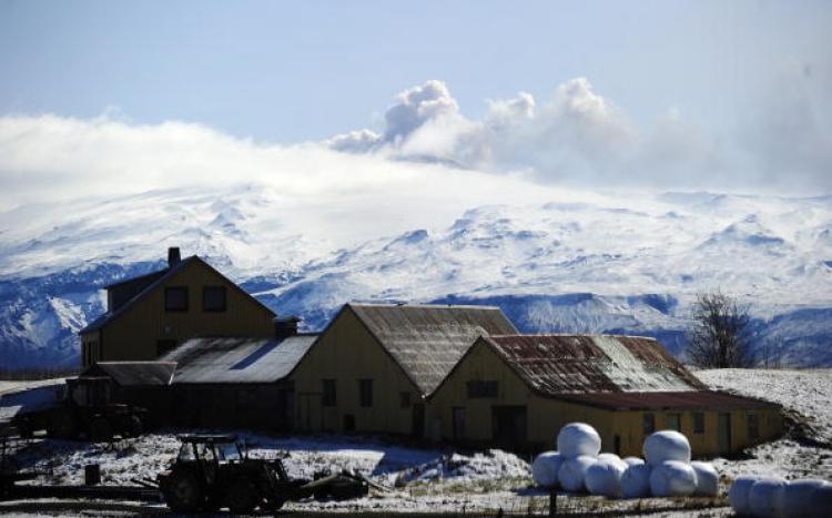A farm is pictured in front of smoke and ash billowing from the Eyjafjallajokull volcano near Porolfsell, on April 21, 2010. The sky is clearing and many airports are now open for business. (Emmanuel Dunand/AFP/Getty Images) A farm is pictured in front of smoke and ash billowing from the Eyjafjallajokull volcano near Porolfsell, on April 21, 2010. The sky is clearing and many airports are now open for business. (Emmanuel Dunand/AFP/Getty Images)