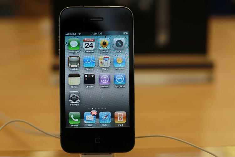 The new Apple iPhone 4. The Apple iPhone app of the week is 'Siri,' a virtual personal assistant app. (Spencer Platt/Getty Images) The new Apple iPhone 4. The Apple iPhone app of the week is 'Siri,' a virtual personal assistant app. (Spencer Platt/Getty Images)