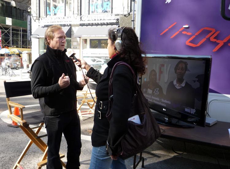 GO VOTE: Jeff Cooney, a director of MyFirstVote.tv, speaks to a reporter at Union Square. MyFirstVote is on tour, encouraging first-time voters to go to the polls on Nov. 4 (Christine Lin/Epoch Times)