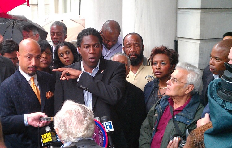 SEEKING AMENDS: Aide to Public Advocate Bill deBlasio, Kirsten John Foy (L) and Councilman Jumaane D. Williams (C) were handcuffed and detained by the NYPD while at the West Indian Day Parade on Monday. (Yi Yang/The Epoch Times) SEEKING AMENDS: Aide to Public Advocate Bill deBlasio, Kirsten John Foy (L) and Councilman Jumaane D. Williams (C) were handcuffed and detained by the NYPD while at the West Indian Day Parade on Monday. (Yi Yang/The Epoch Times)