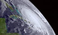 Fate Unknown of Ship Caught in Hurricane Joaquin Off Bahamas
