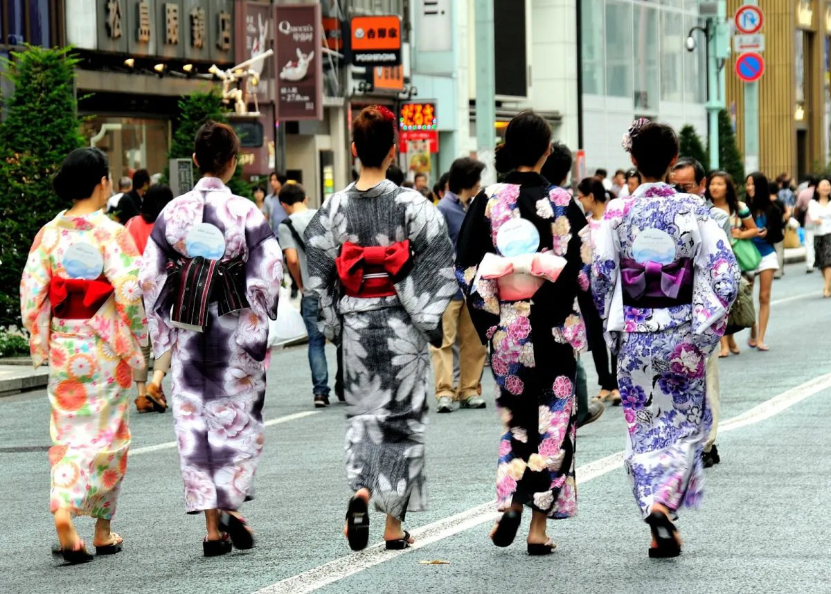 Yukata in Ginza,Tokyo. (Ming Liu/EpochTimes)