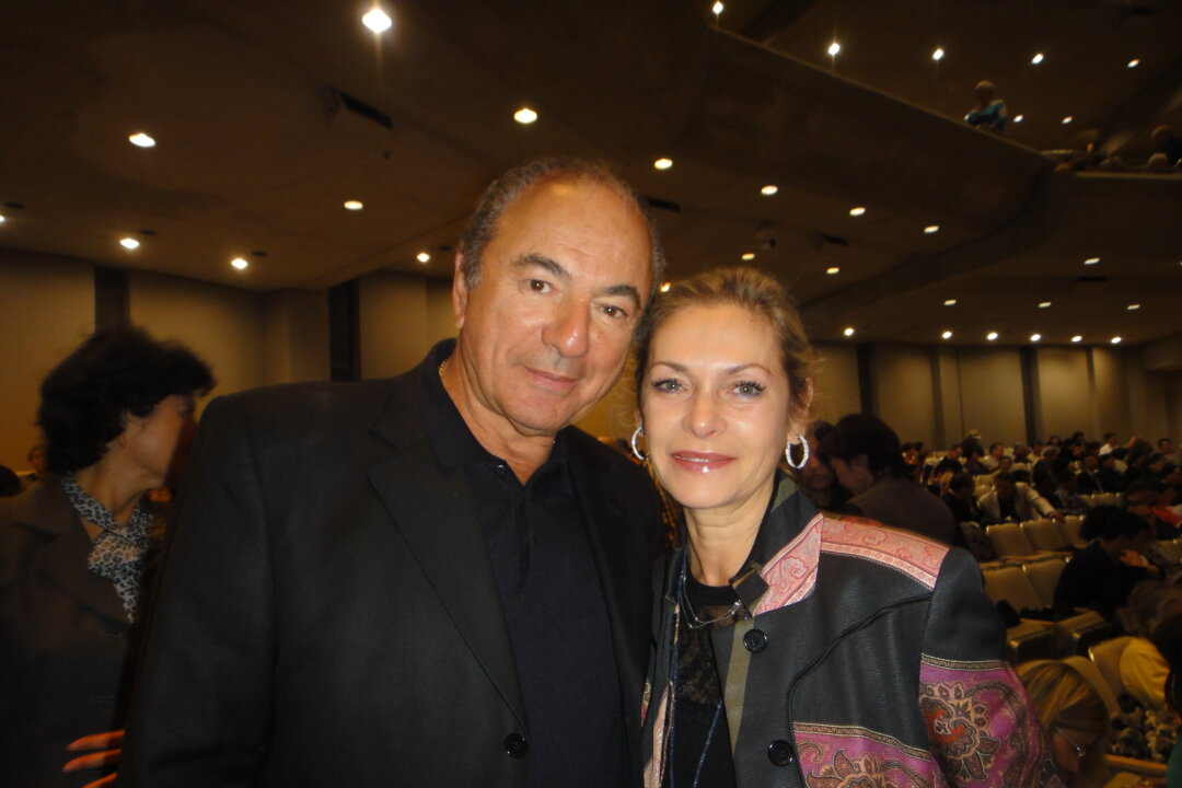 Solomon Tencer and Nadia Veselova-Tencer at the Shen Yun Symphony Orchestra performance at the Roy Thomson Hall on Oct. 3, 2015. (Dongyu Teng/Epoch Times)