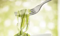 Recipe: Creamy Raw Zucchini ‘Noodles’