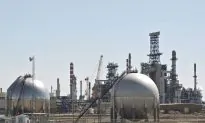 Canadian Oil Sands Uses Poison Pill Against Hostile Suncor Bid