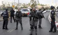Palestinians Stab Israelis in 2 Jerusalem Attacks