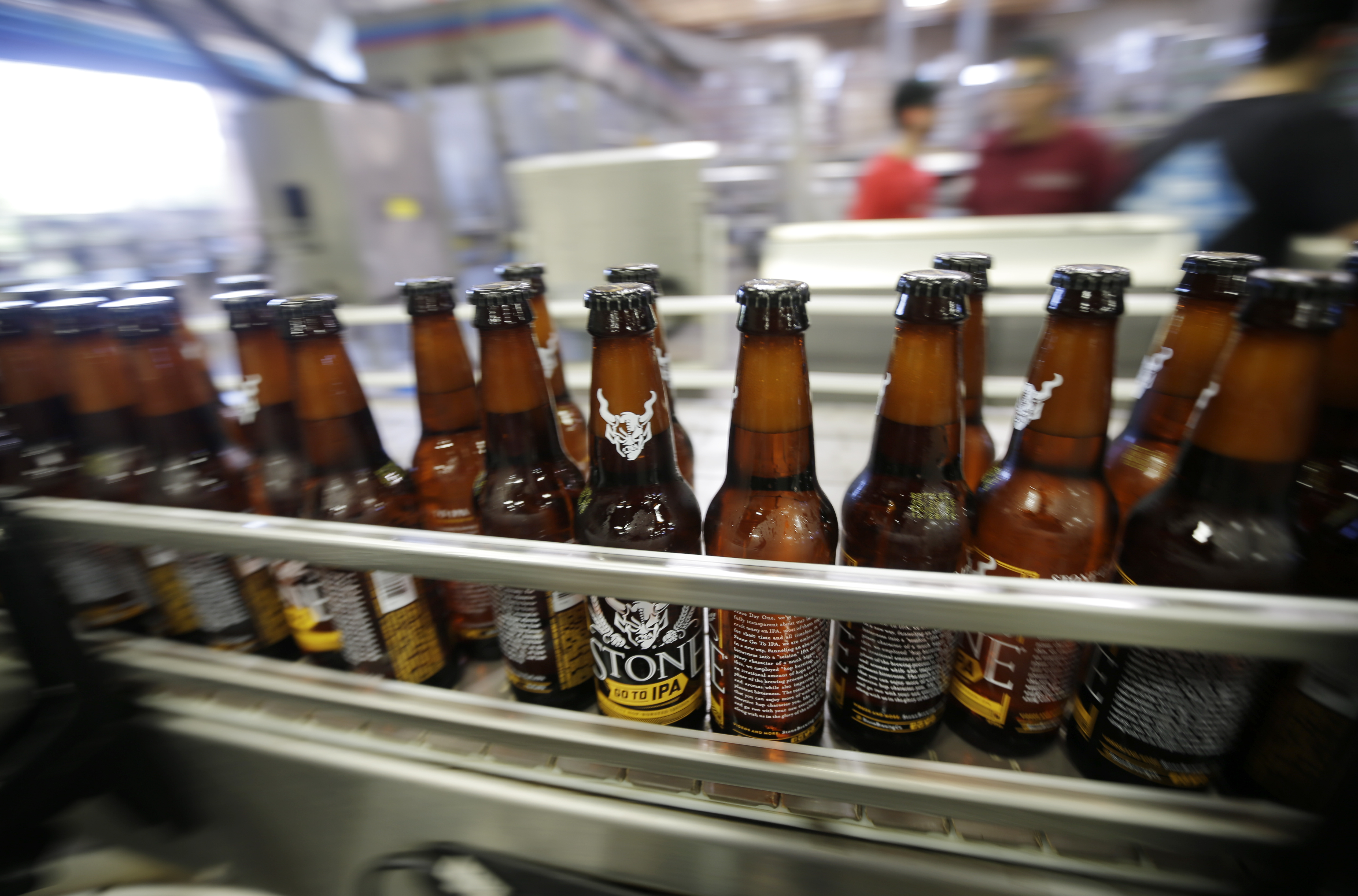 Beer-flation Hits US as Crop, Supply Shortages Loom - Vimarsana News