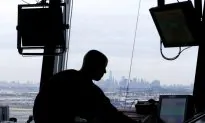 California Airport’s Traffic Controllers to Leave Saturday Over Benefit Cuts