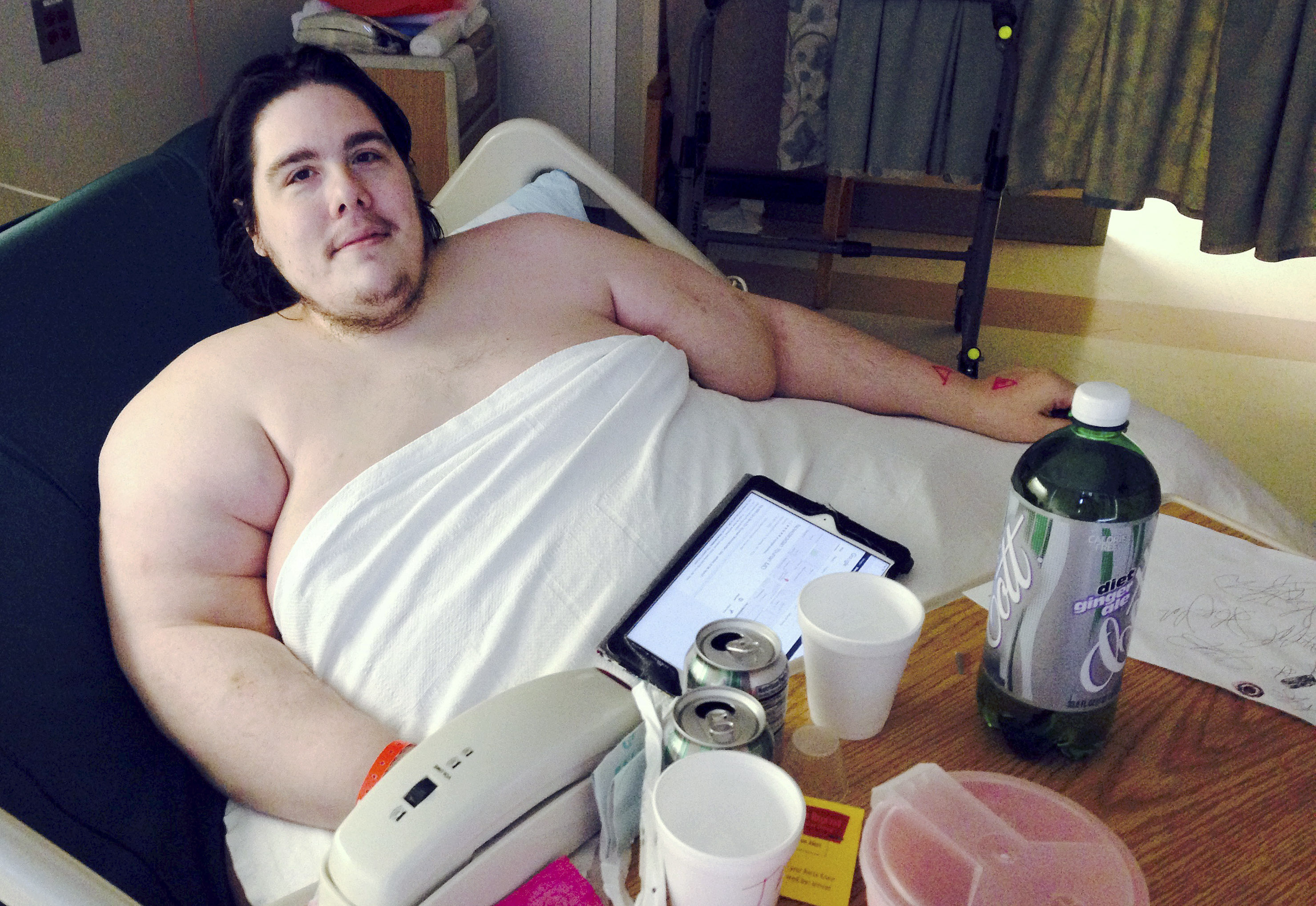 800-pound Rhode Island Man Says He’s Determined To Slim Down.