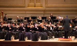 Heavenly Sounds of Shen Yun Orchestra Move Theatergoers
