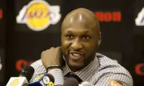 Lamar Odom Regains Consciousness, Family and Friends Say