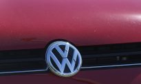 Pressure Grows on Volkswagen as Bad News Piles Up