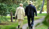 Live Longer, Consume Less: Recipe for Slow Growth