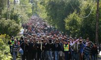 Refugee Crisis: Migrant Surge Continues Amid EU Attempt to Slow It