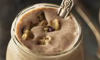 Chocolate Avocado Crunch Smoothie Recipe