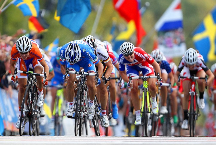 Giorgia Bronzini sprints for the finish line on her way to winning the Elite Women's Road Race; on the left is perennial runner-up Marianne Vos. (Bryn Lennon/Getty Images) Giorgia Bronzini sprints for the finish line on her way to winning the Elite Women's Road Race; on the left is perennial runner-up Marianne Vos. (Bryn Lennon/Getty Images)