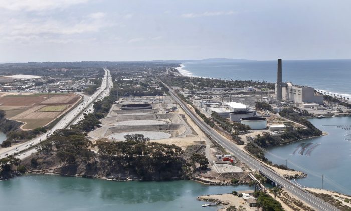 The Carlsbad, Calif., desalination plant on Sept. 4, 2015. (AP Photo/Lenny Ignelzi)